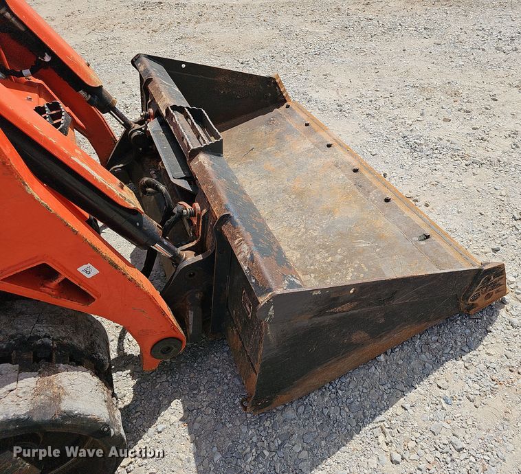 image for item NX9242 2021 Kubota  SVL 75-2 tracked skid steer loader