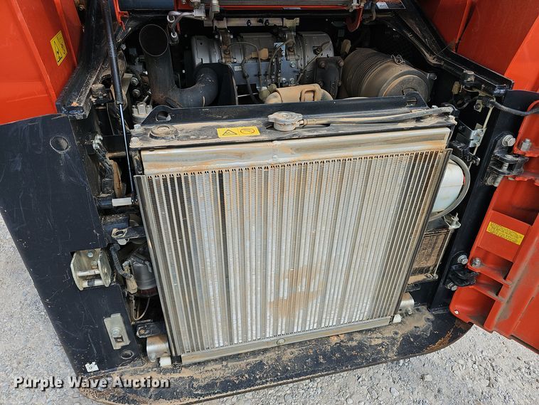 image for item NX9242 2021 Kubota  SVL 75-2 tracked skid steer loader