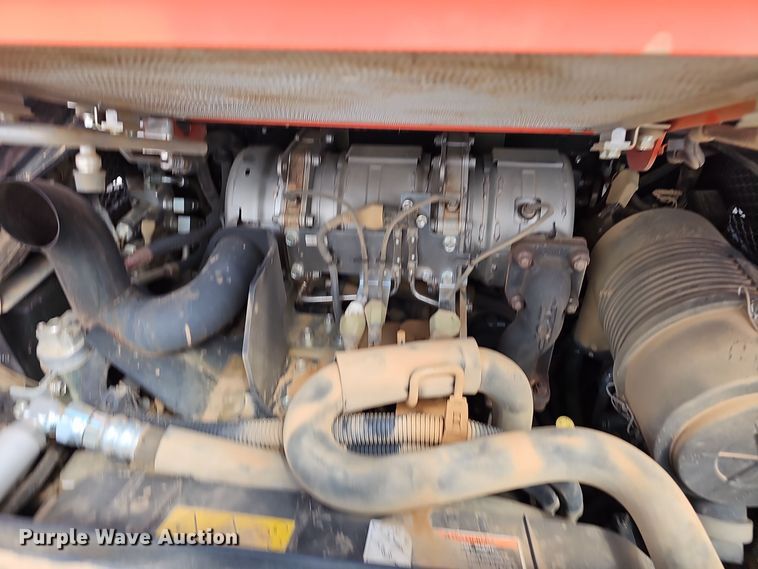 image for item NX9242 2021 Kubota  SVL 75-2 tracked skid steer loader