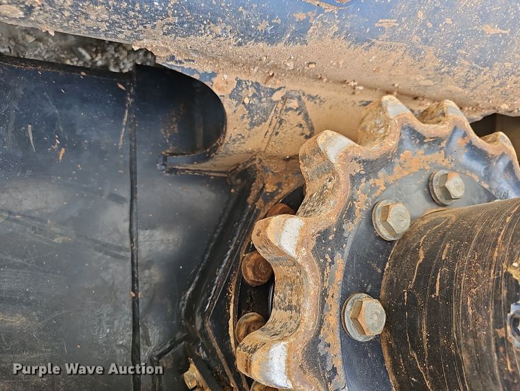 image for item NX9242 2021 Kubota  SVL 75-2 tracked skid steer loader