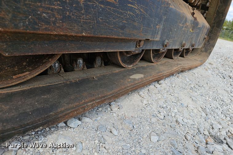 image for item NX9242 2021 Kubota  SVL 75-2 tracked skid steer loader