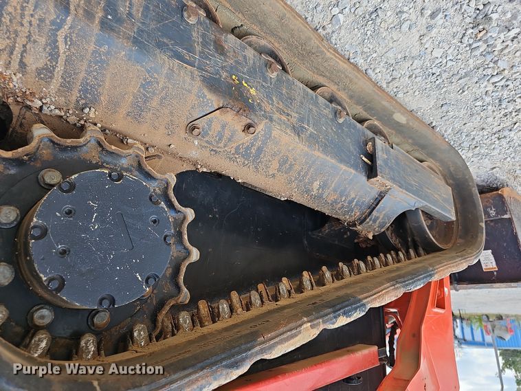 image for item NX9242 2021 Kubota  SVL 75-2 tracked skid steer loader