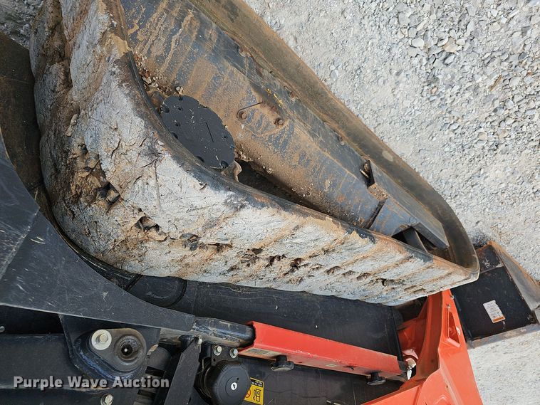 image for item NX9242 2021 Kubota  SVL 75-2 tracked skid steer loader