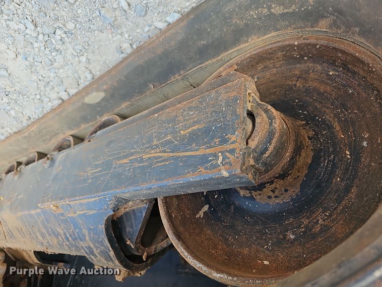 image for item NX9242 2021 Kubota  SVL 75-2 tracked skid steer loader