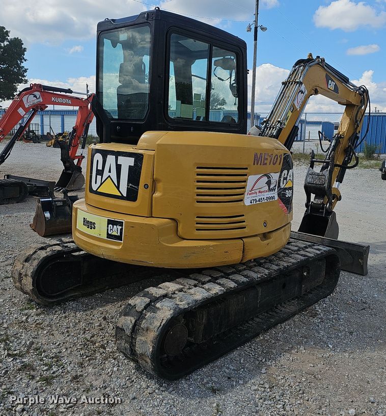 image for item NX9243 2016 Caterpillar  305E2 mini excavator