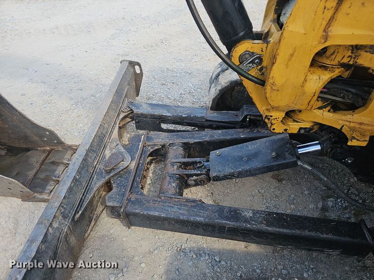 image for item NX9243 2016 Caterpillar  305E2 mini excavator