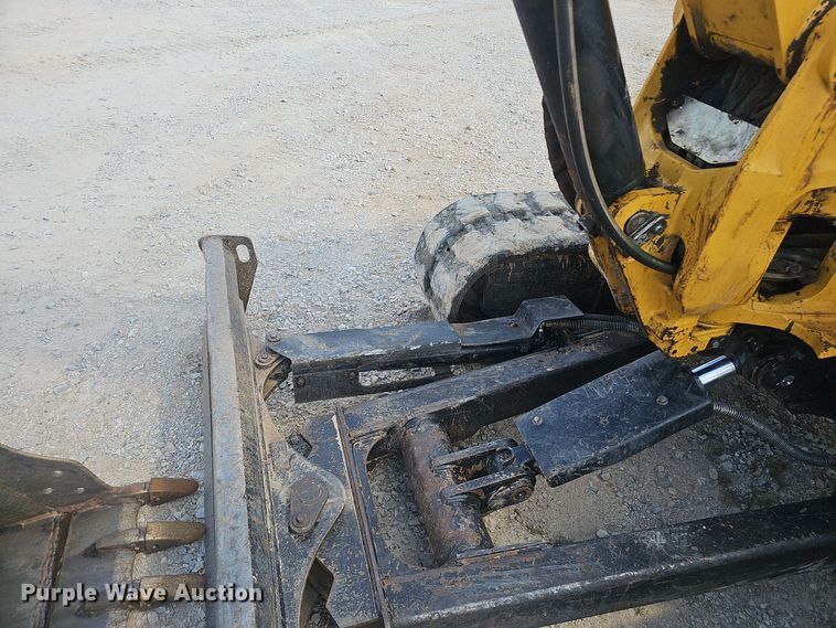 image for item NX9243 2016 Caterpillar  305E2 mini excavator