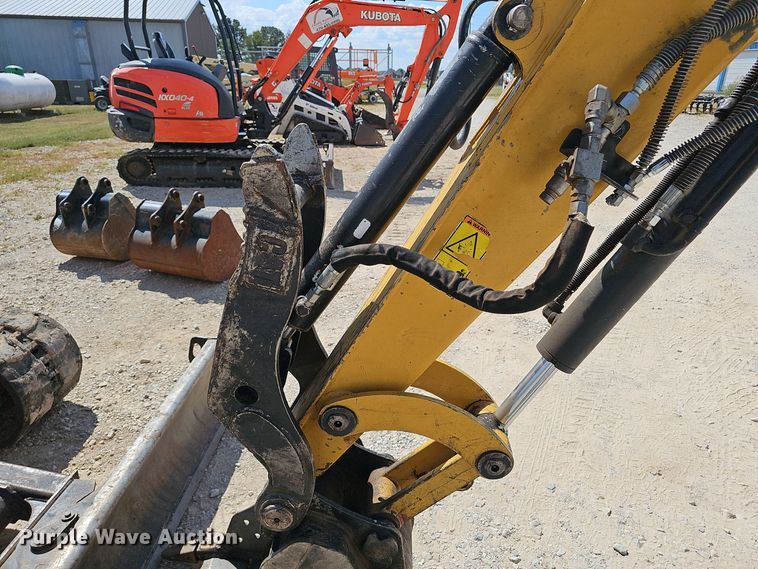 image for item NX9243 2016 Caterpillar  305E2 mini excavator