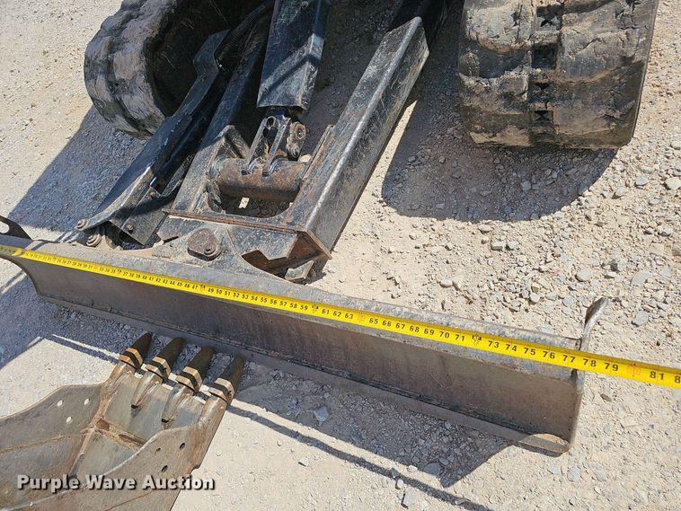 image for item NX9243 2016 Caterpillar  305E2 mini excavator