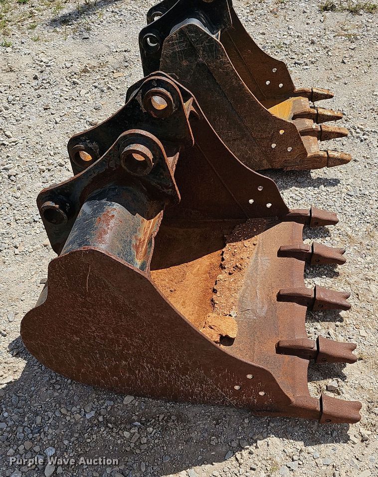 image for item NX9243 2016 Caterpillar  305E2 mini excavator