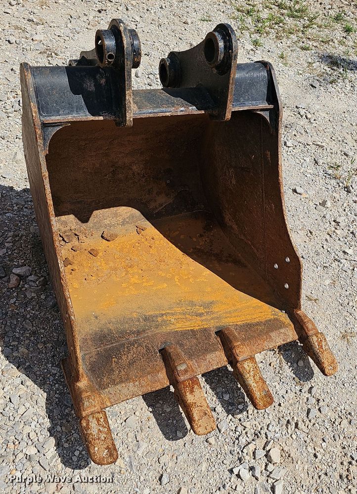 image for item NX9243 2016 Caterpillar  305E2 mini excavator