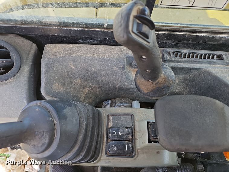 image for item NX9243 2016 Caterpillar  305E2 mini excavator