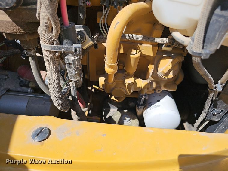 image for item NX9243 2016 Caterpillar  305E2 mini excavator