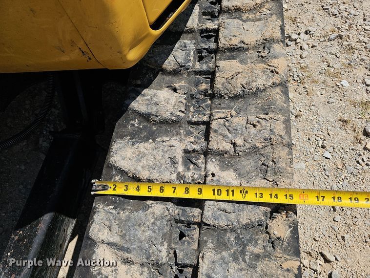 image for item NX9243 2016 Caterpillar  305E2 mini excavator