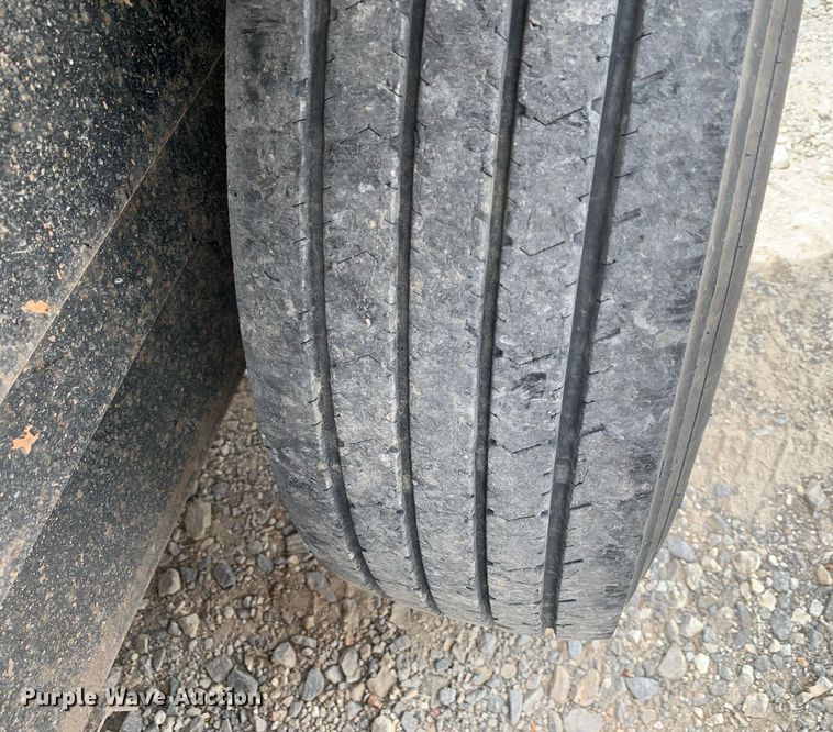 image for item NX9246 2020 Texas Bragg ED22TEH14 tilt deck utility trailer