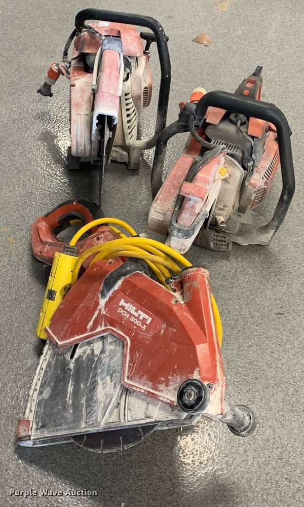 image for item NX9251 (2) Saws