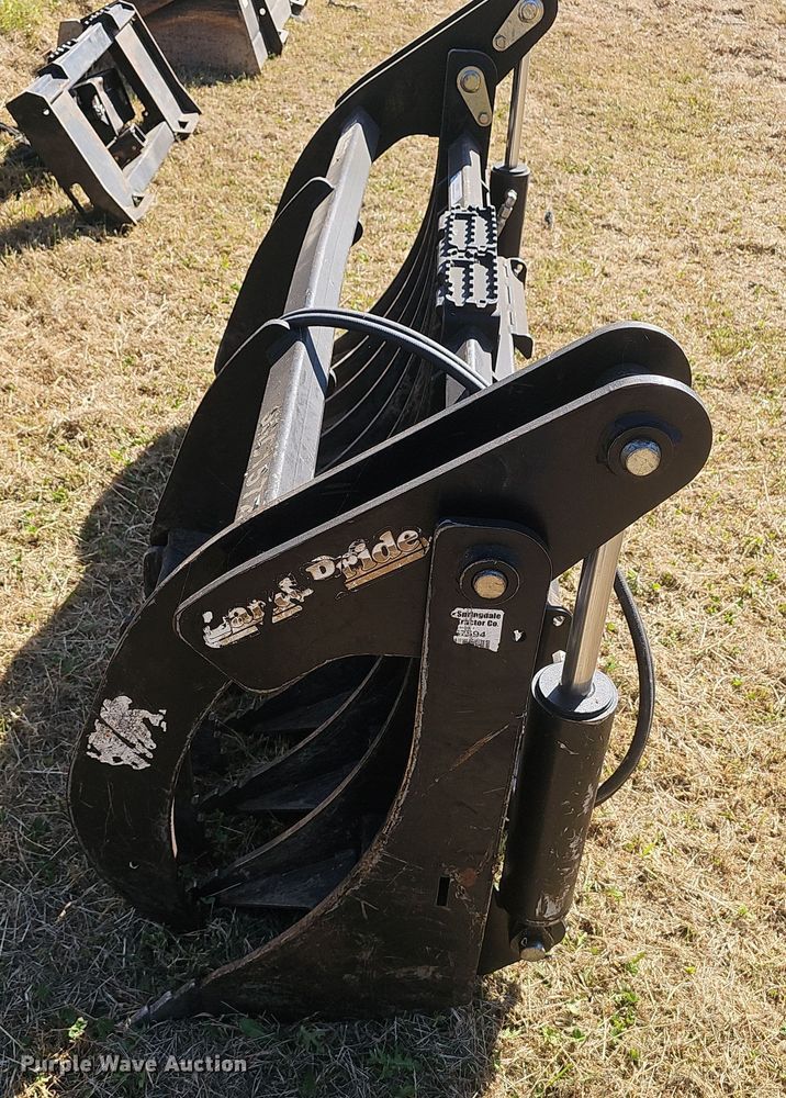 image for item NX9287 Land Pride skid steer grapple bucket