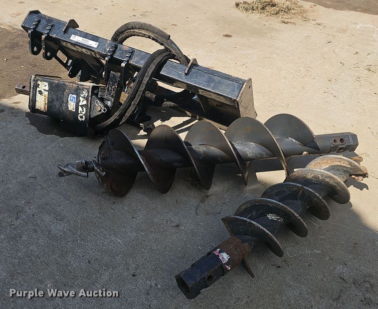 image for item NX9293 Kubota  SA20 skid steer auger