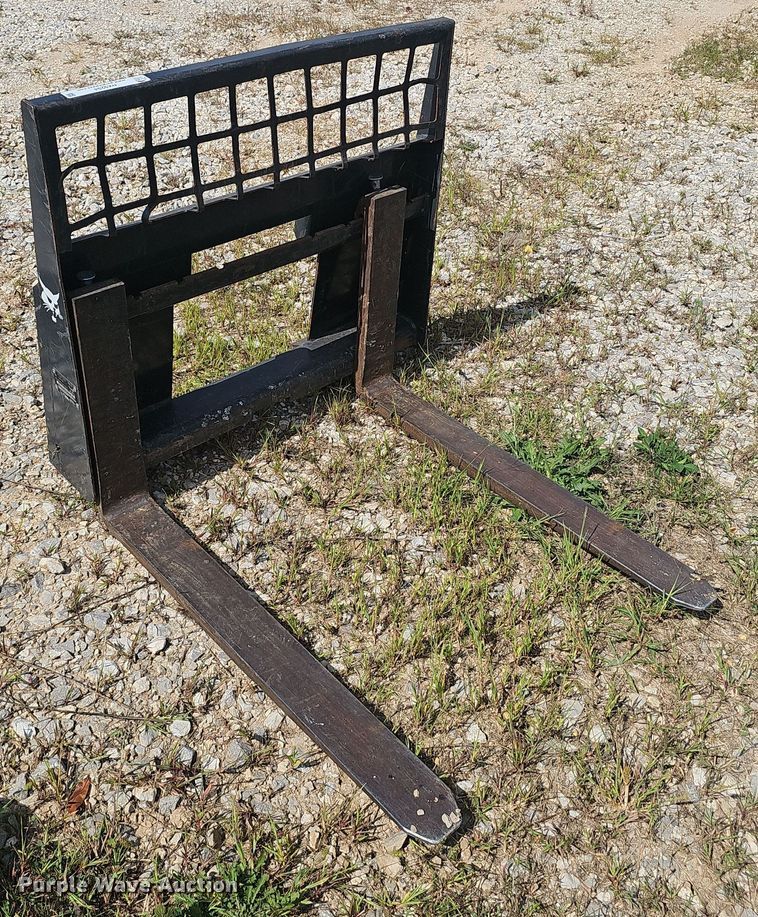 image for item NX9294 Bobcat  skid steer forks