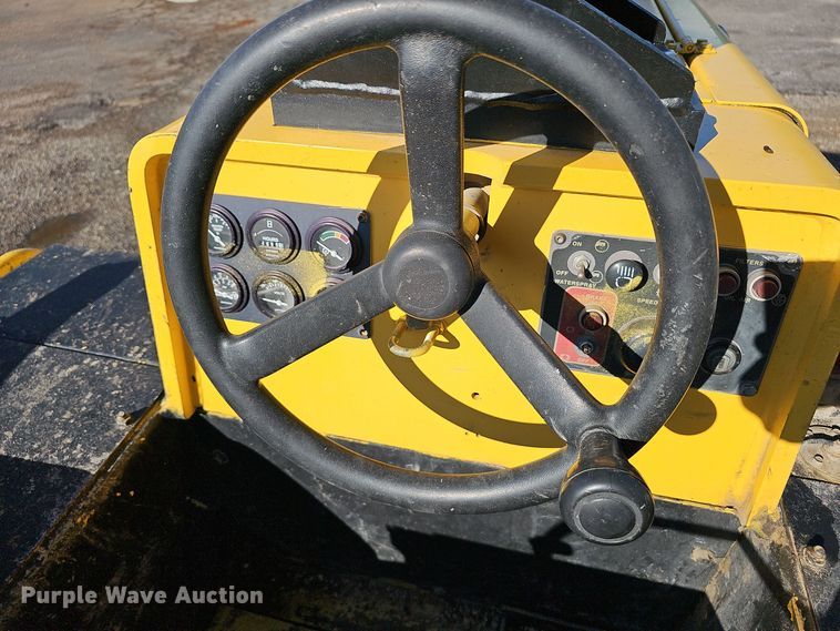 image for item NX9351 Hypac  C530AH pneumatic roller