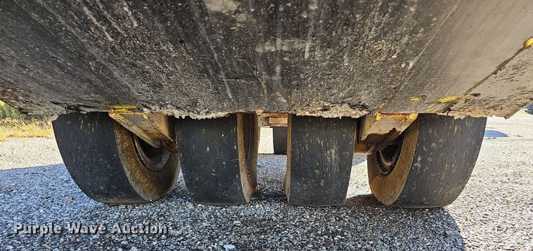 image for item NX9351 Hypac  C530AH pneumatic roller