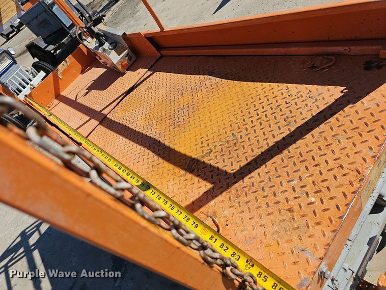 image for item NX9358 2000 Skyjack  SJIII 3220 scissor lift