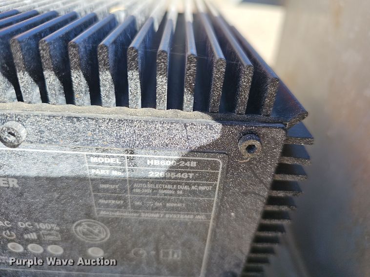 image for item NX9358 2000 Skyjack  SJIII 3220 scissor lift