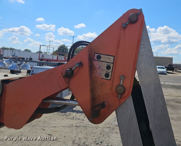 image for item NX9368 2014 JLG T500J boom lift