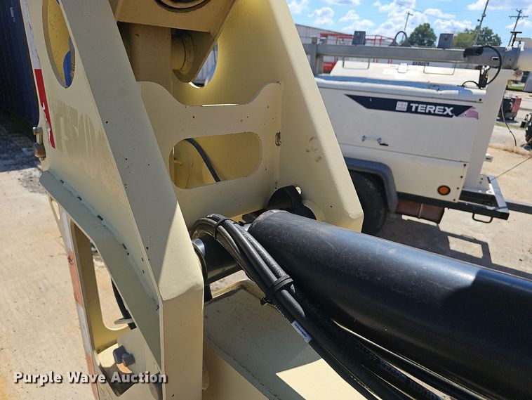 image for item NX9368 2014 JLG T500J boom lift