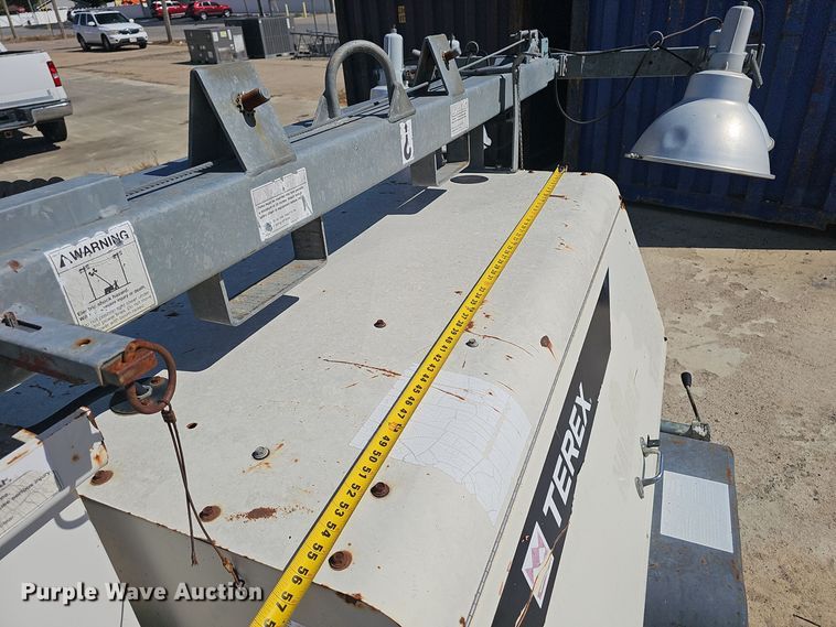 image for item NX9369 2011 Terex AL4000 light plant