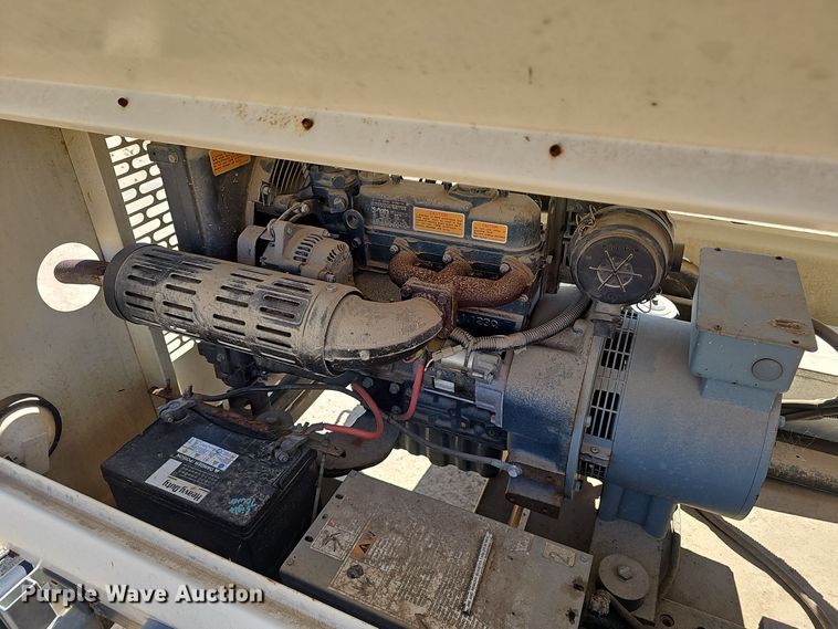 image for item NX9369 2011 Terex AL4000 light plant