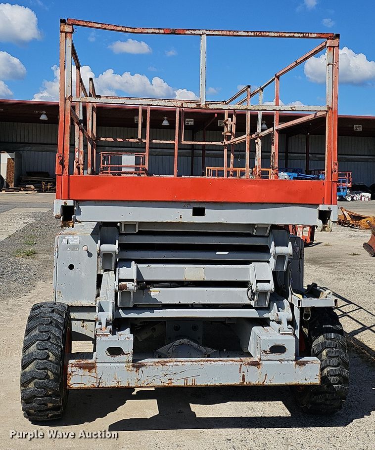 image for item NX9371 1999 Skyjack 8831 scissor lift