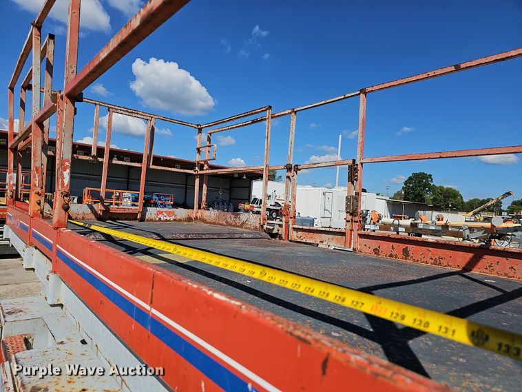 image for item NX9371 1999 Skyjack 8831 scissor lift