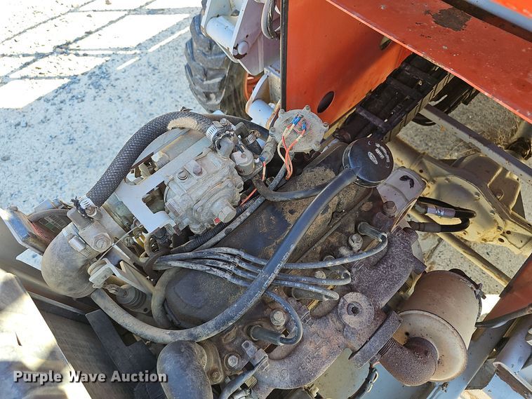 image for item NX9371 1999 Skyjack 8831 scissor lift