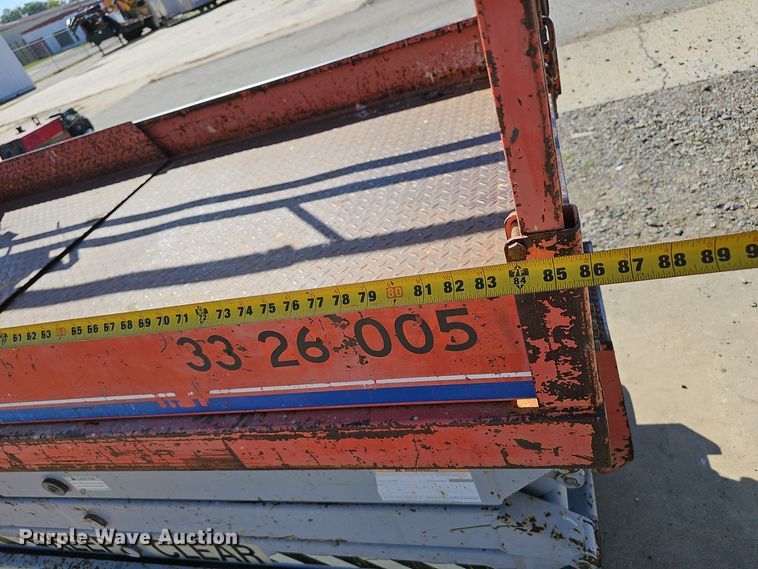 image for item NX9373 1997 Skyjack  SJIII 4626 scissor lift