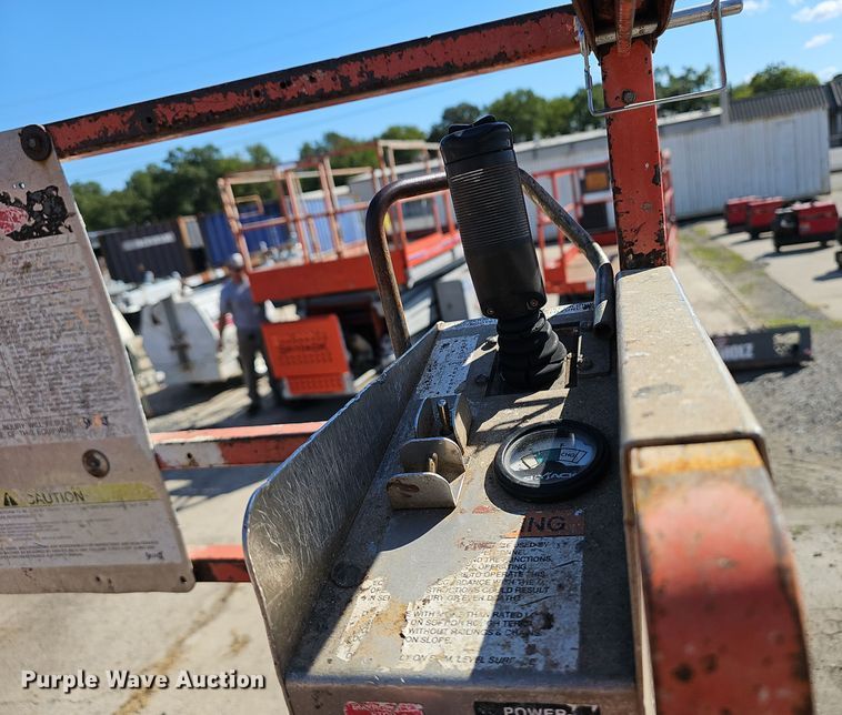 image for item NX9373 1997 Skyjack  SJIII 4626 scissor lift