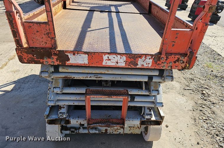 image for item NX9373 1997 Skyjack  SJIII 4626 scissor lift
