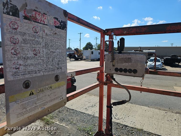 image for item NX9373 1997 Skyjack  SJIII 4626 scissor lift