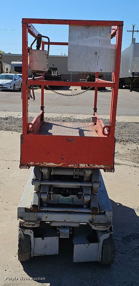 image for item NX9381 2007 Skyjack  SJIII 3219 scissor lift