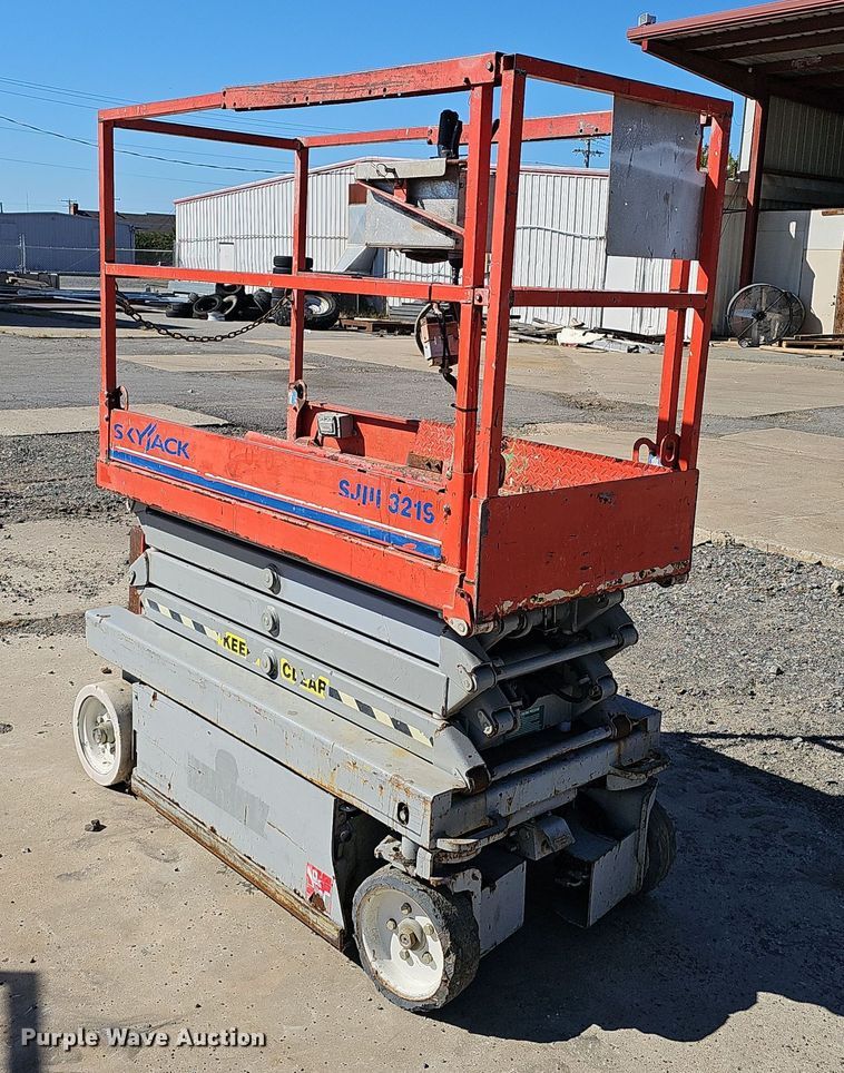 image for item NX9381 2007 Skyjack  SJIII 3219 scissor lift