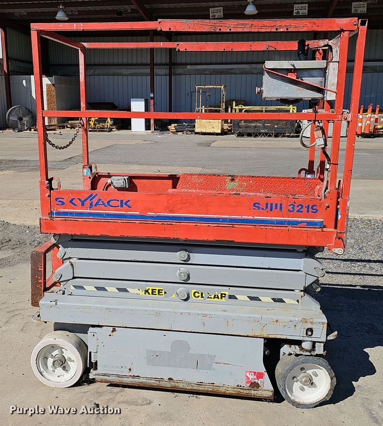 image for item NX9381 2007 Skyjack  SJIII 3219 scissor lift
