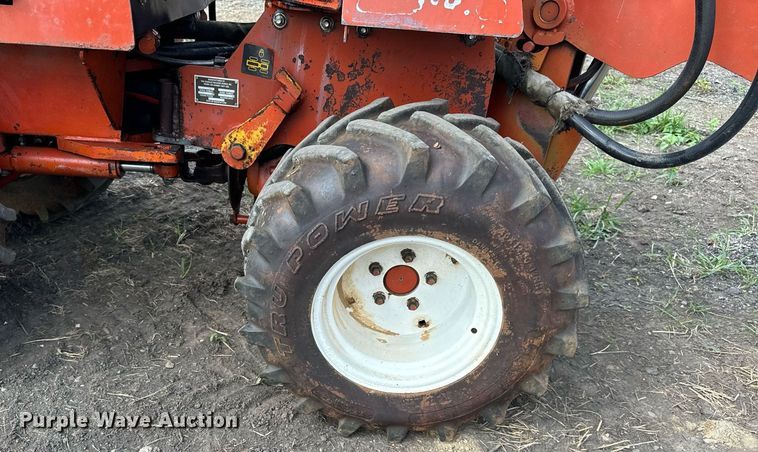 image for item OG9688 1994 Ditch Witch  400SXD trencher