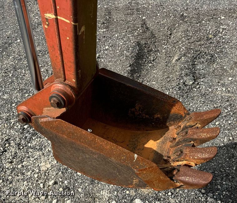 image for item OG9689 2000 Ditch Witch  3700DD trencher