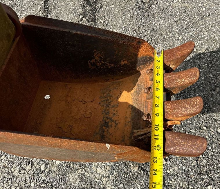 image for item OG9689 2000 Ditch Witch  3700DD trencher