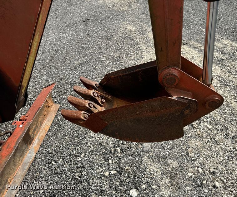 image for item OG9689 2000 Ditch Witch  3700DD trencher