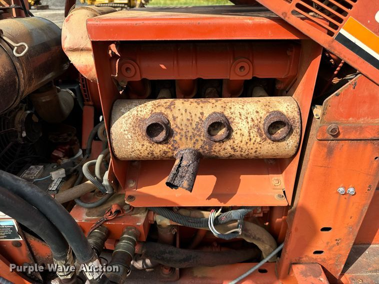 image for item OG9689 2000 Ditch Witch  3700DD trencher