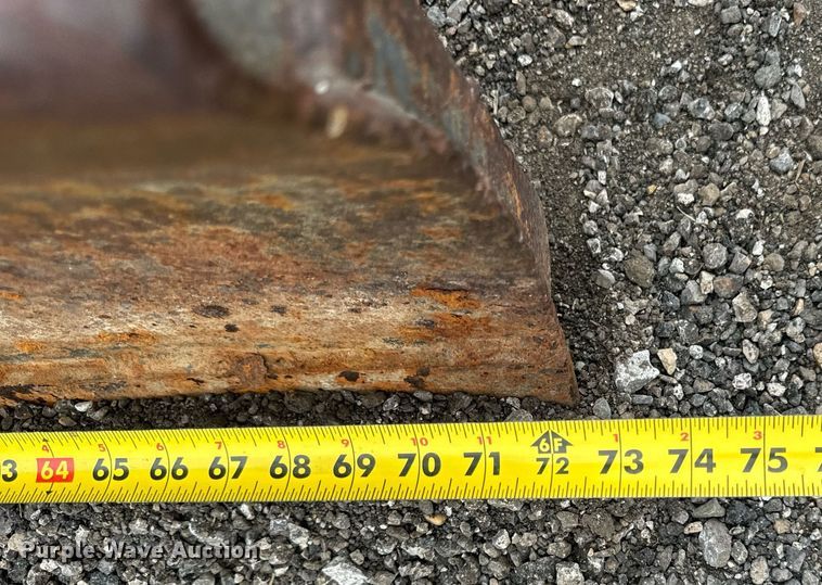 image for item OG9690 1999 Case 560 trencher