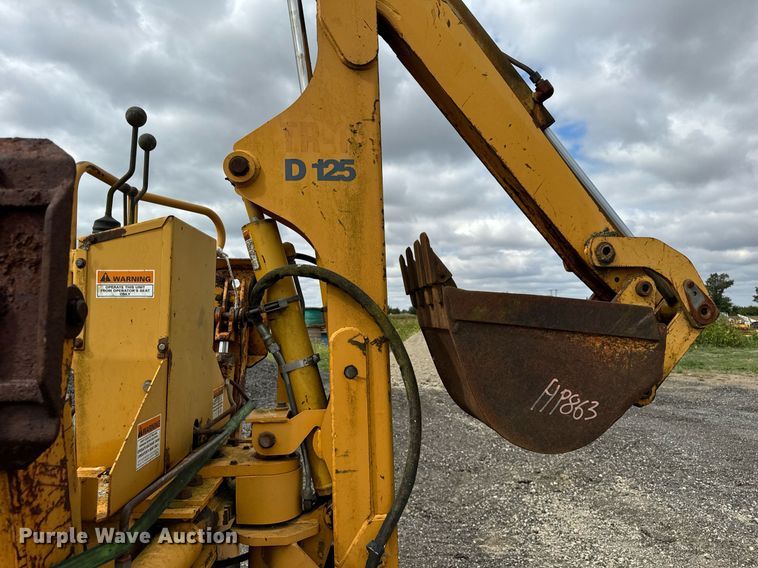 image for item OG9690 1999 Case 560 trencher