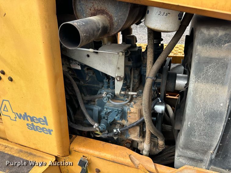 image for item OG9690 1999 Case 560 trencher