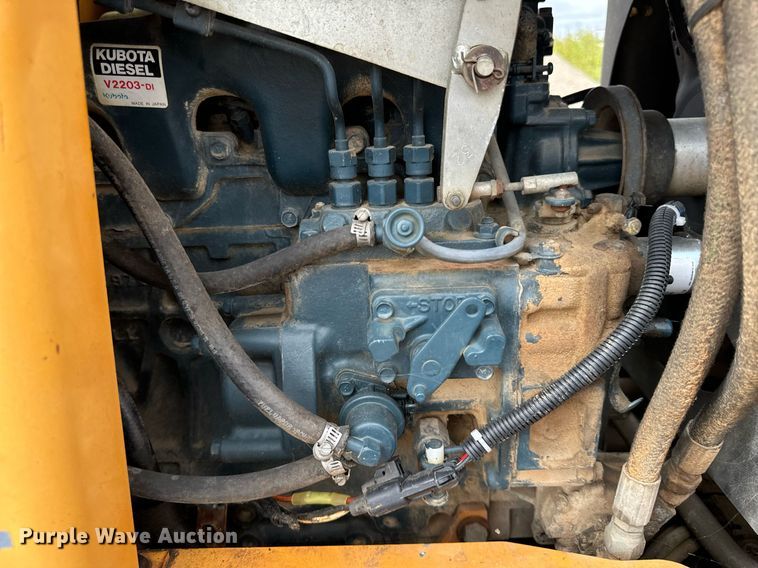 image for item OG9690 1999 Case 560 trencher